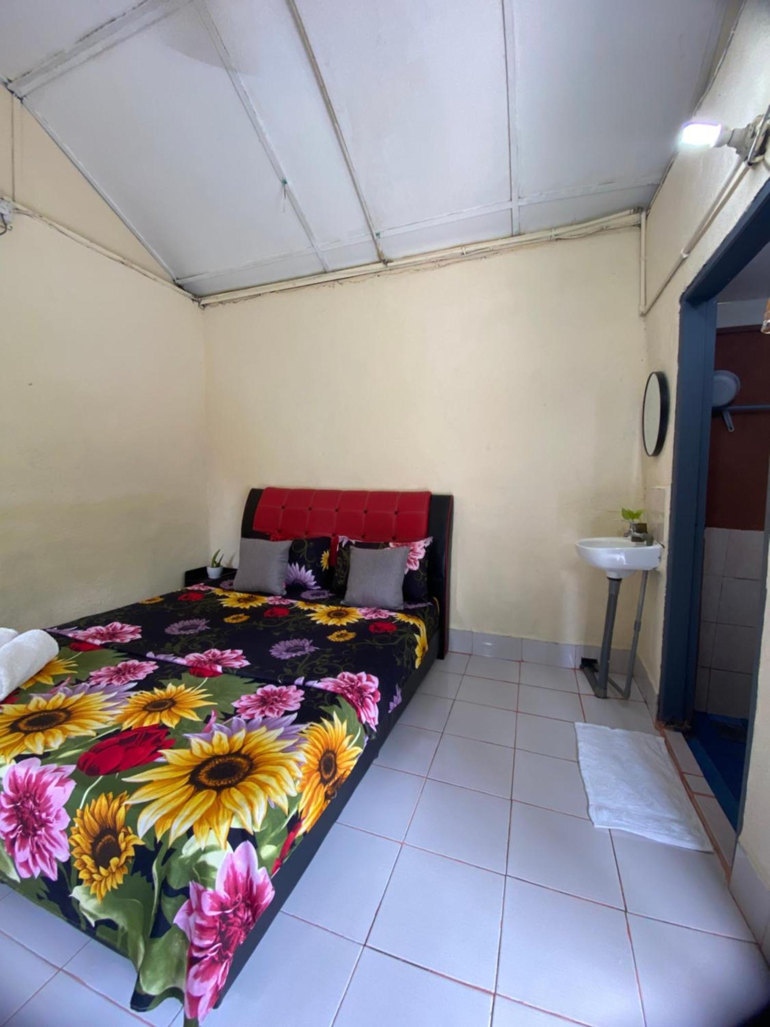 Durian Chalet กัวลาทาฮัน ภายนอก รูปภาพ